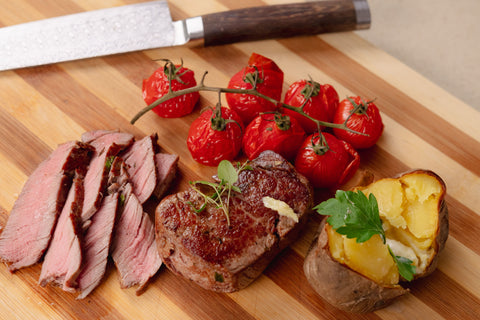 Filet Mignon cu cartofi copți - gust de restaurant, la tine acasă