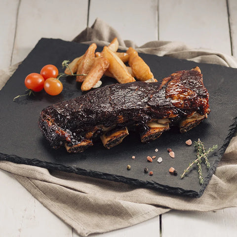 Coaste de vită glazurate cu sos bbq Moldovan